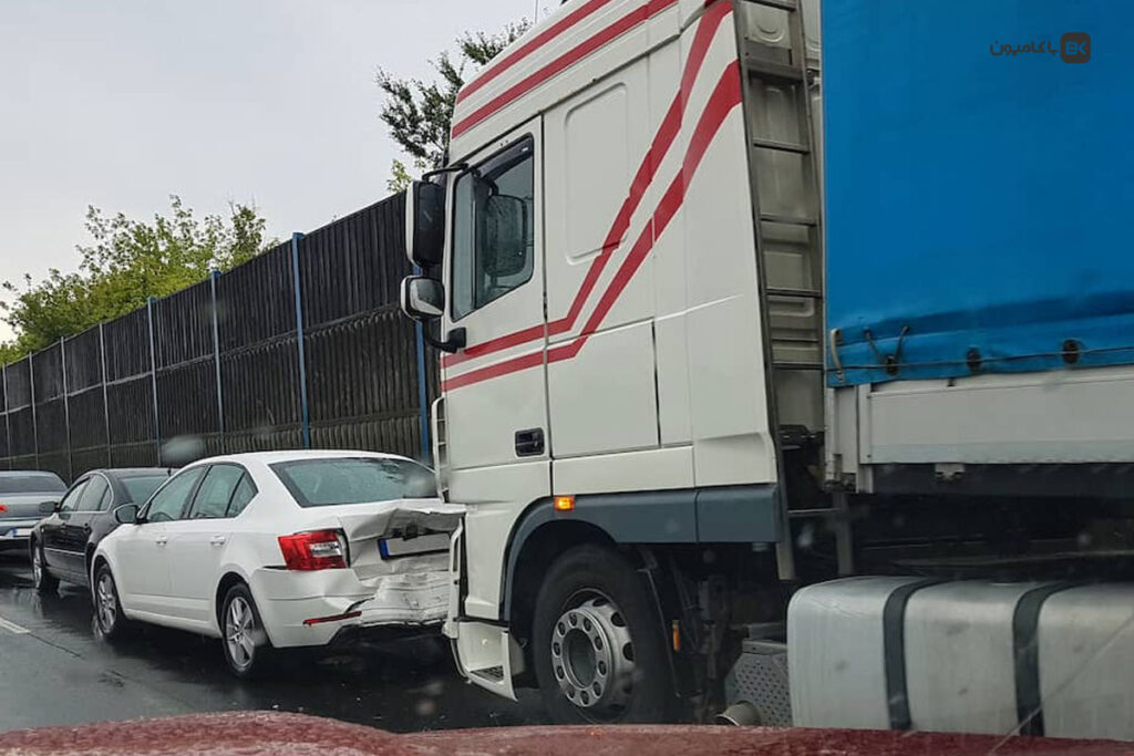 نکات حقوقی برای تصادف با وسایل نقلیه سنگین